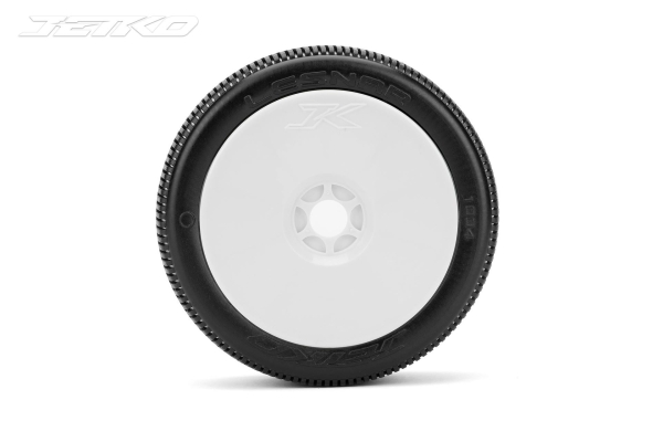 JetKo Lesnar Composite  Soft verklebt auf Felge weiß 1:8 (2)
